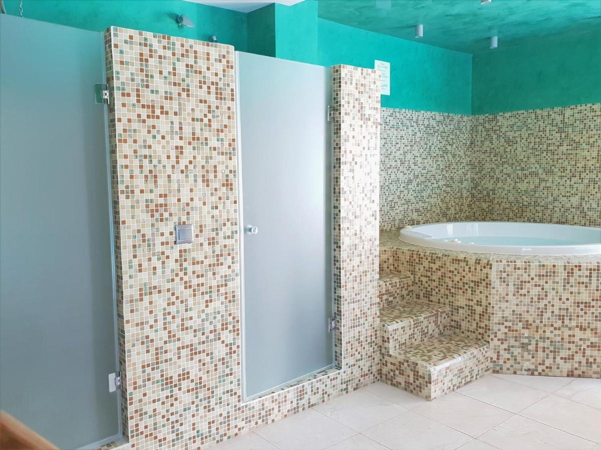 Luxury Apartment Frontal Beach In Doncella Beach Эстепона Экстерьер фото