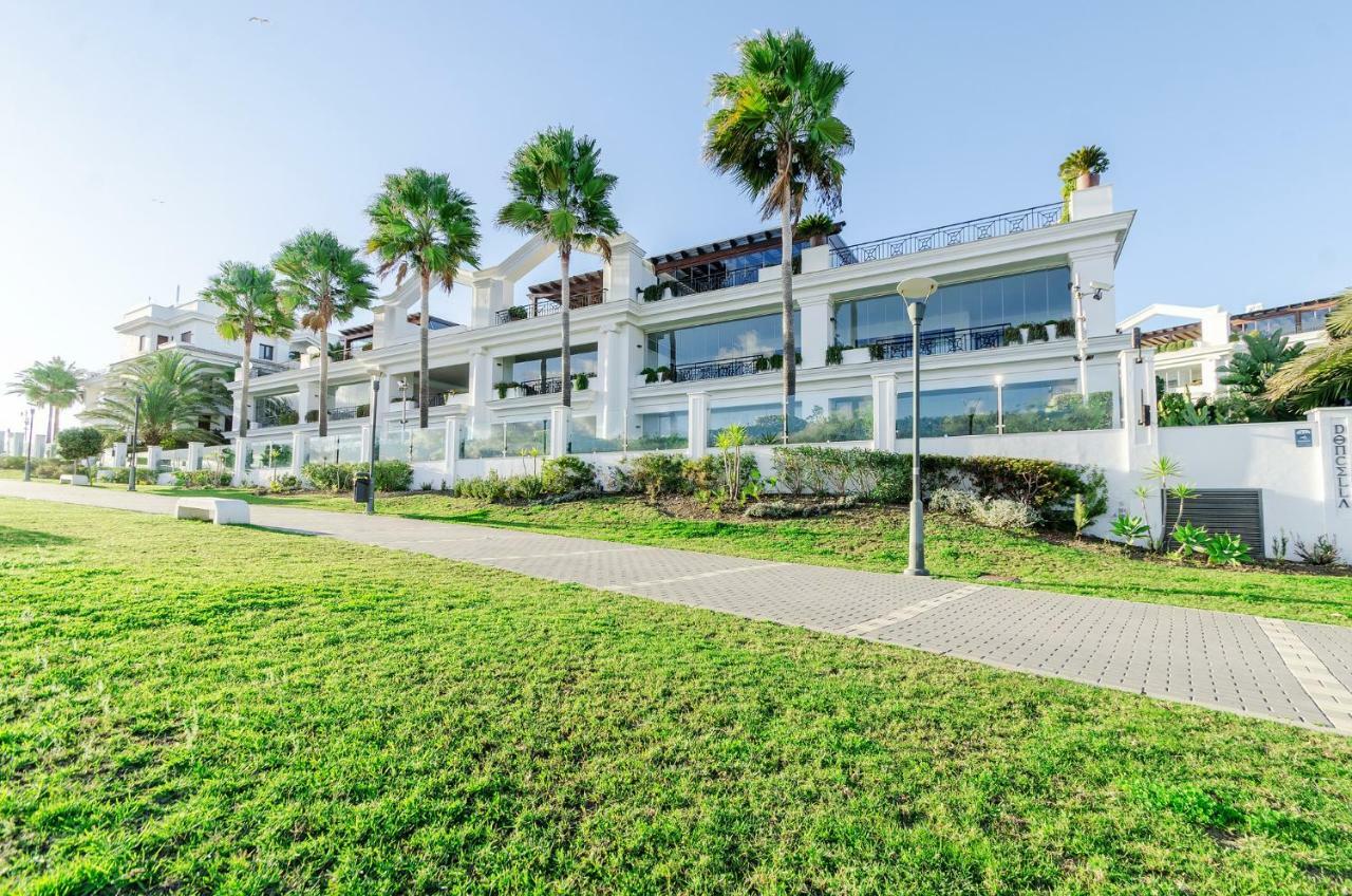 Luxury Apartment Frontal Beach In Doncella Beach Эстепона Экстерьер фото