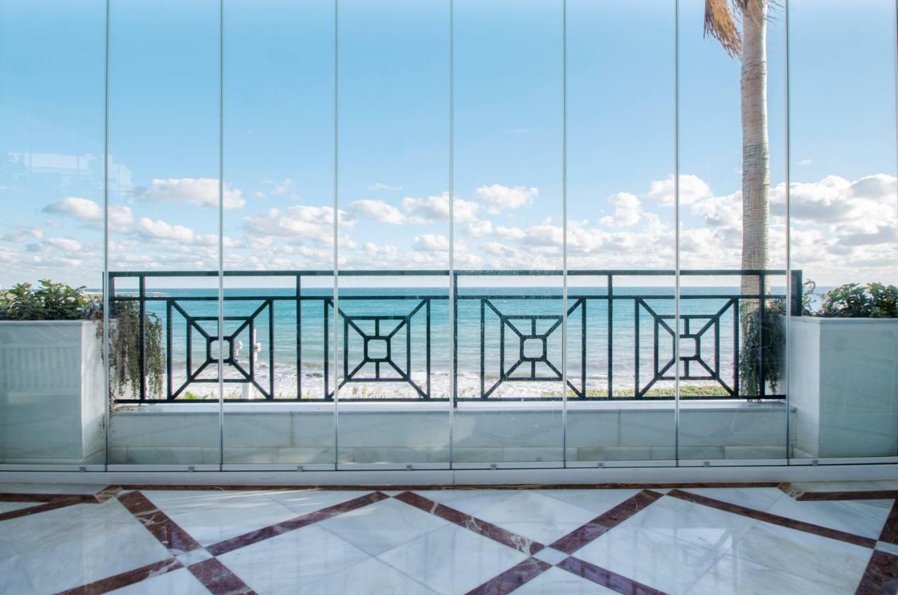 Luxury Apartment Frontal Beach In Doncella Beach Эстепона Экстерьер фото